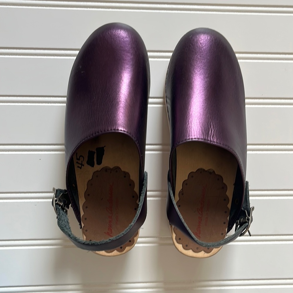 Hanna anderson clogs